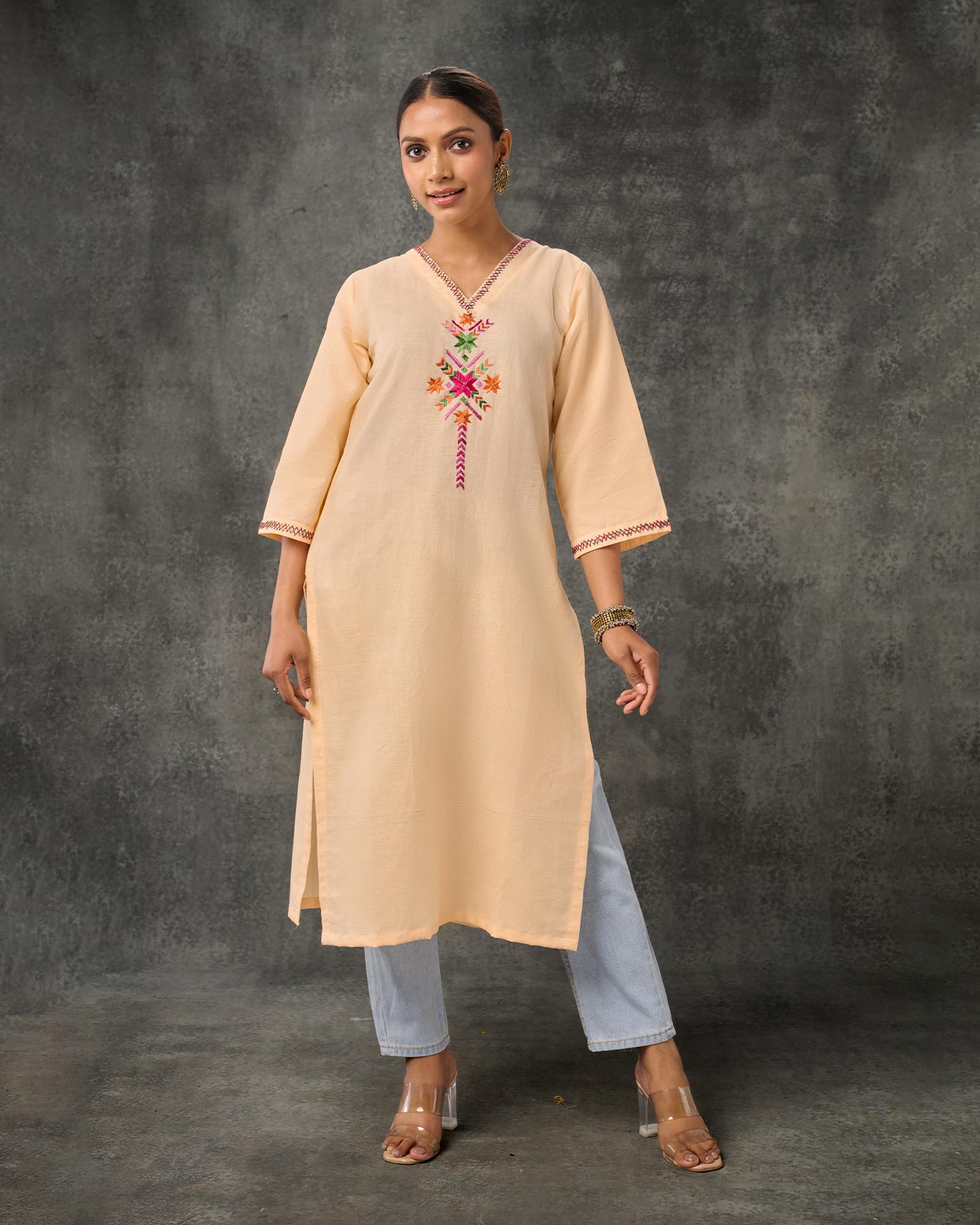 Pure Cotton Linen Hand Embroidered Phulkari Kurti - Peach + Artisanal + Punjab + Tradition + Women + MakeInIndia + Handicraft + Threads